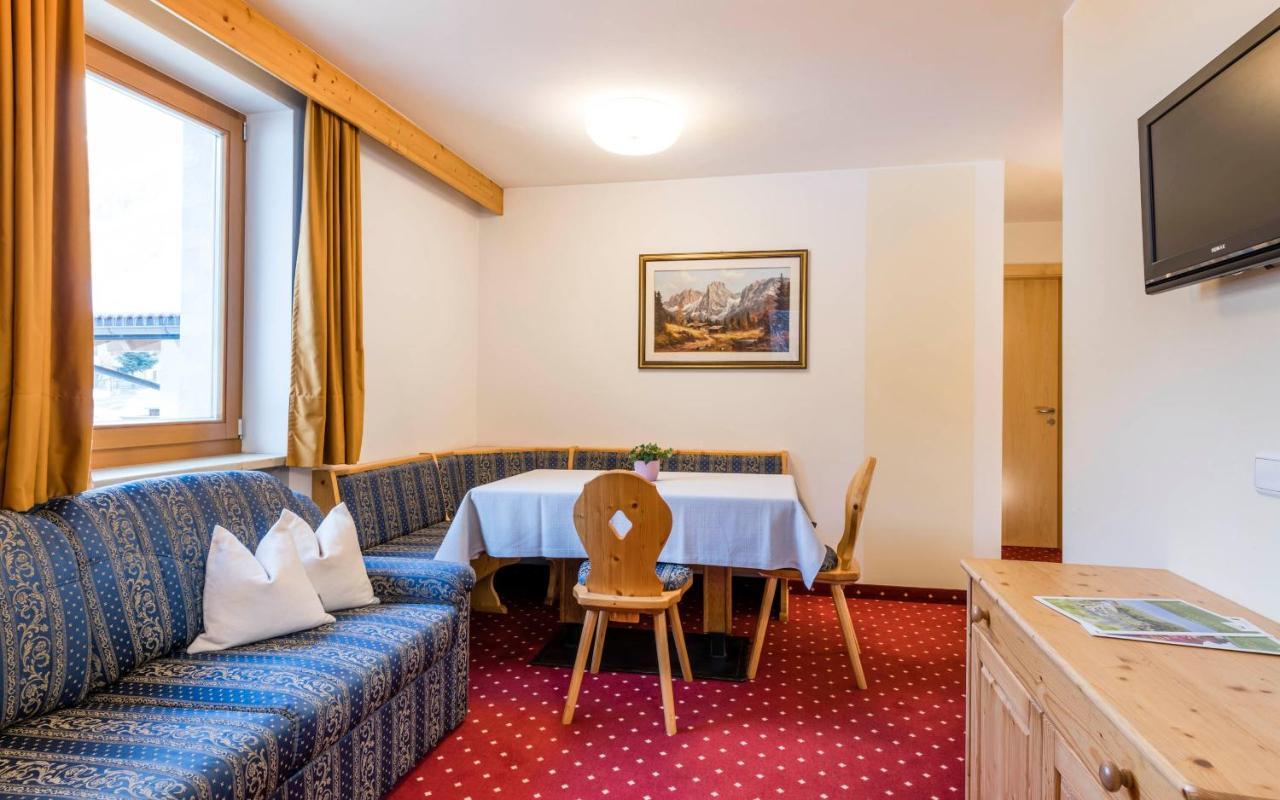 B&B Hotel Alpenrose Rooms & Apartments Valles Dış mekan fotoğraf