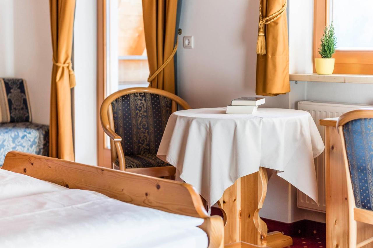 B&B Hotel Alpenrose Rooms & Apartments Valles Dış mekan fotoğraf